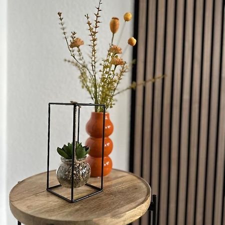 Appartment Florida Naehe Duesseldorf, Messe, Hbf, City, Wifi, Helios Hospital Krefeld Eksteriør bilde