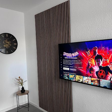 Appartment Florida Naehe Duesseldorf, Messe, Hbf, City, Wifi, Helios Hospital Krefeld Eksteriør bilde