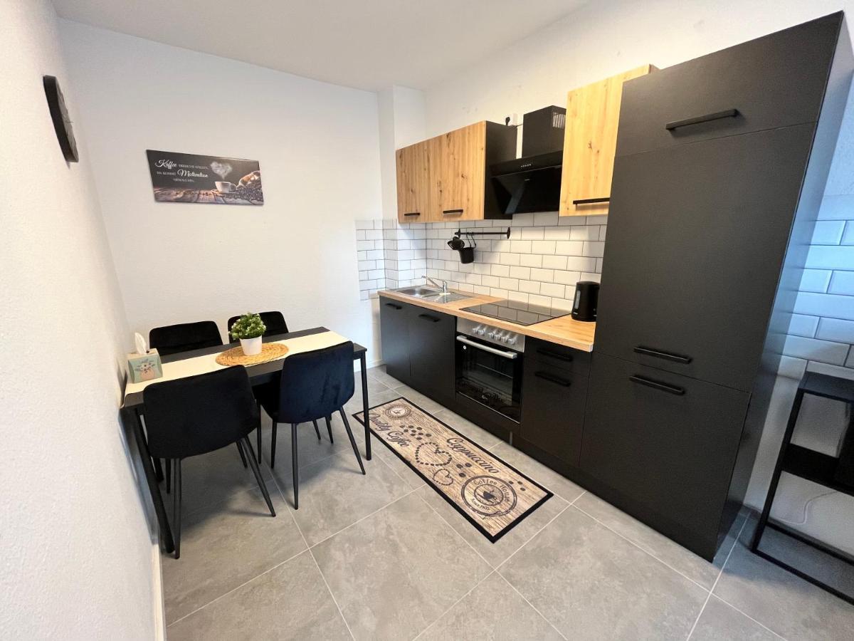 Appartment Florida Naehe Duesseldorf, Messe, Hbf, City, Wifi, Helios Hospital Krefeld Eksteriør bilde