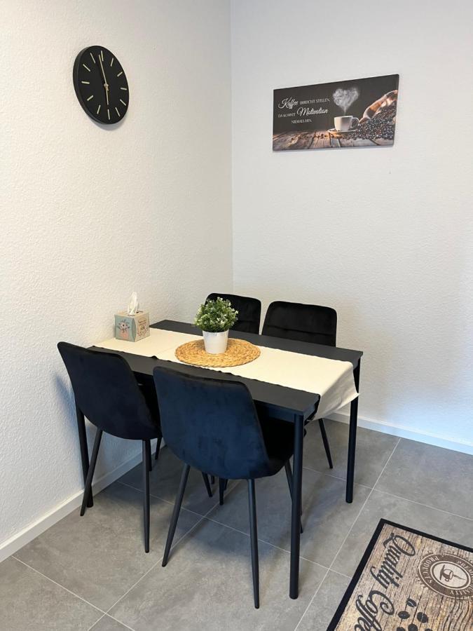 Appartment Florida Naehe Duesseldorf, Messe, Hbf, City, Wifi, Helios Hospital Krefeld Eksteriør bilde